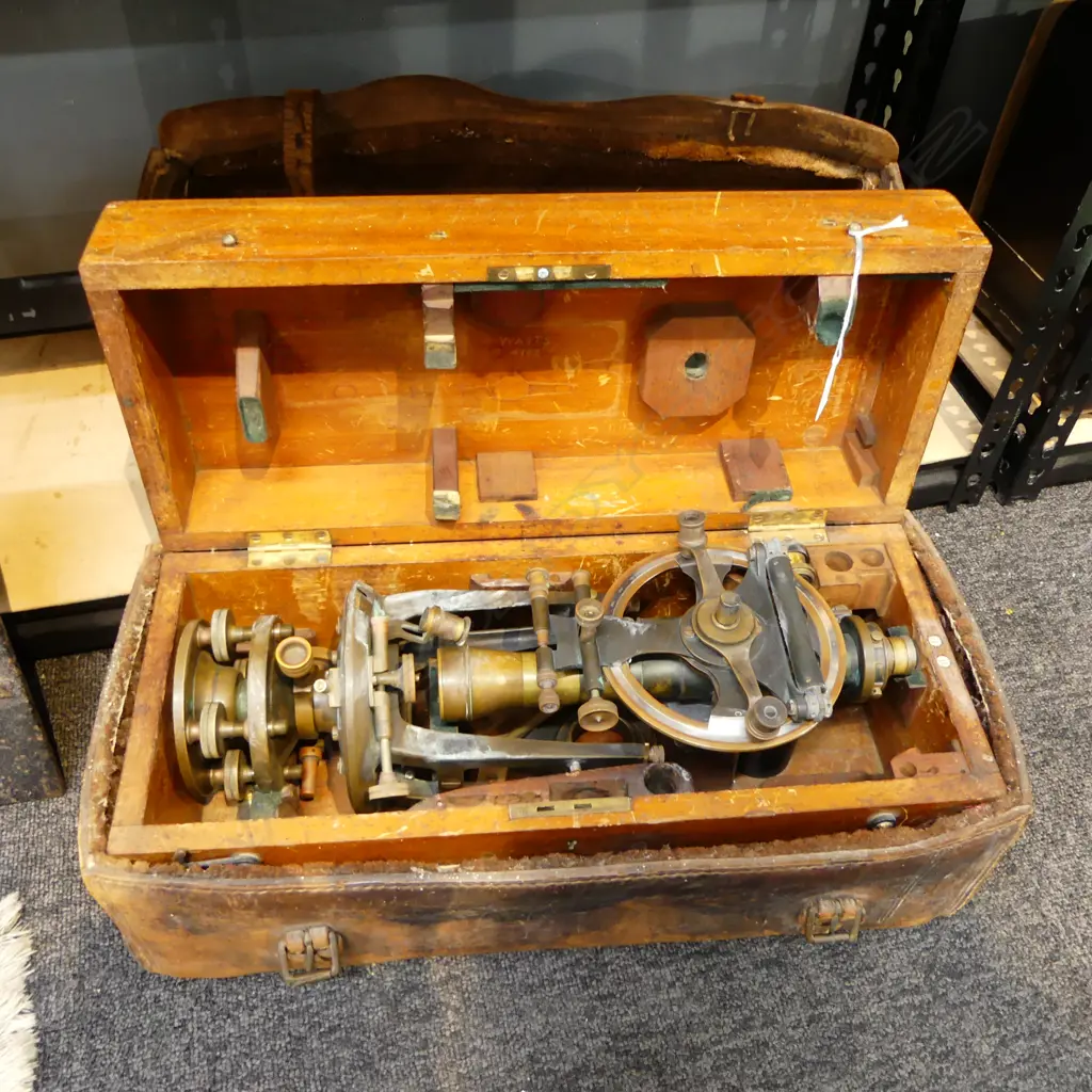 EARLY 2OthC THEODALITE IN MAHOGANY BOX w OUTER LEATHER COVER 460x200x130mm Image 1++