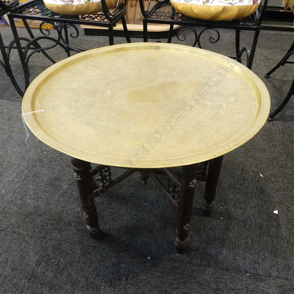 TRAY TABLE w. EGYPTIAN DESIGN H.470mm, 630mm dia Image 1++