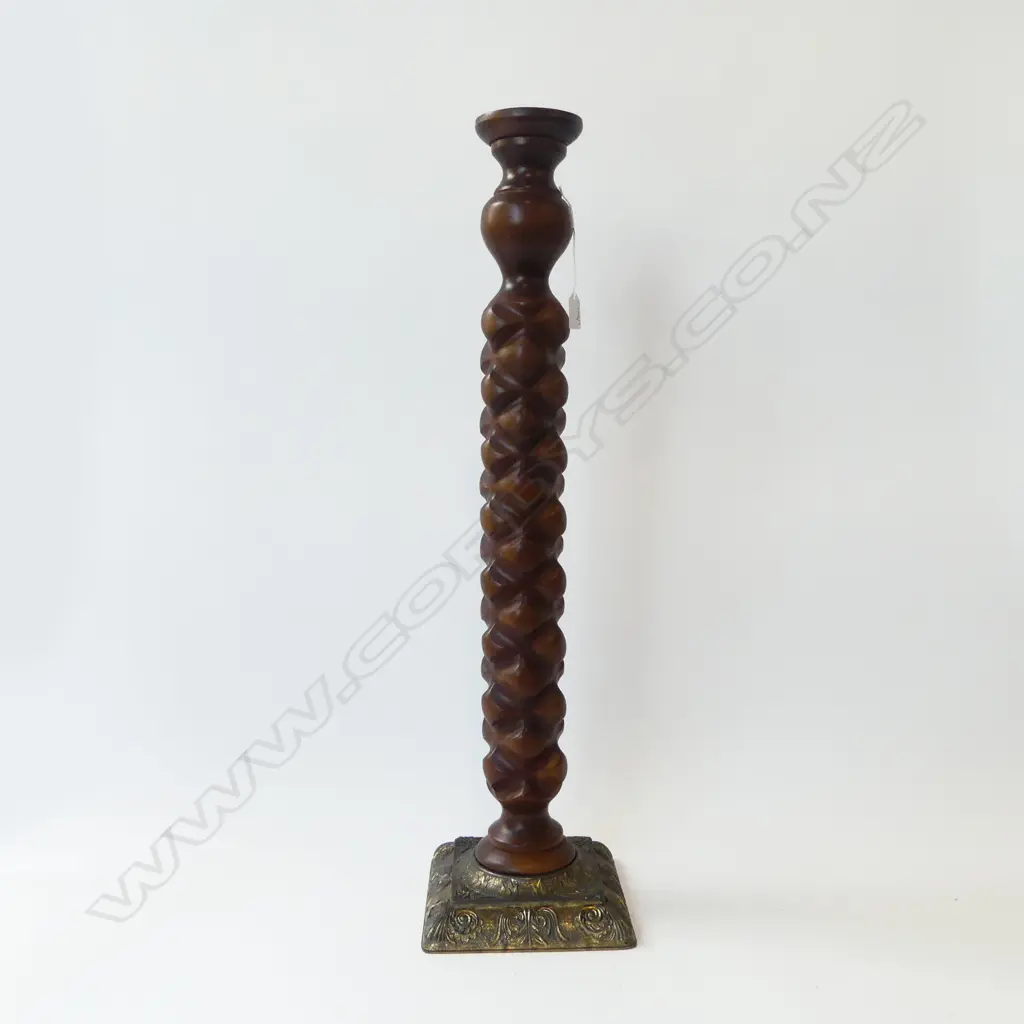 WOODEN STAND H.810mm Image 1++
