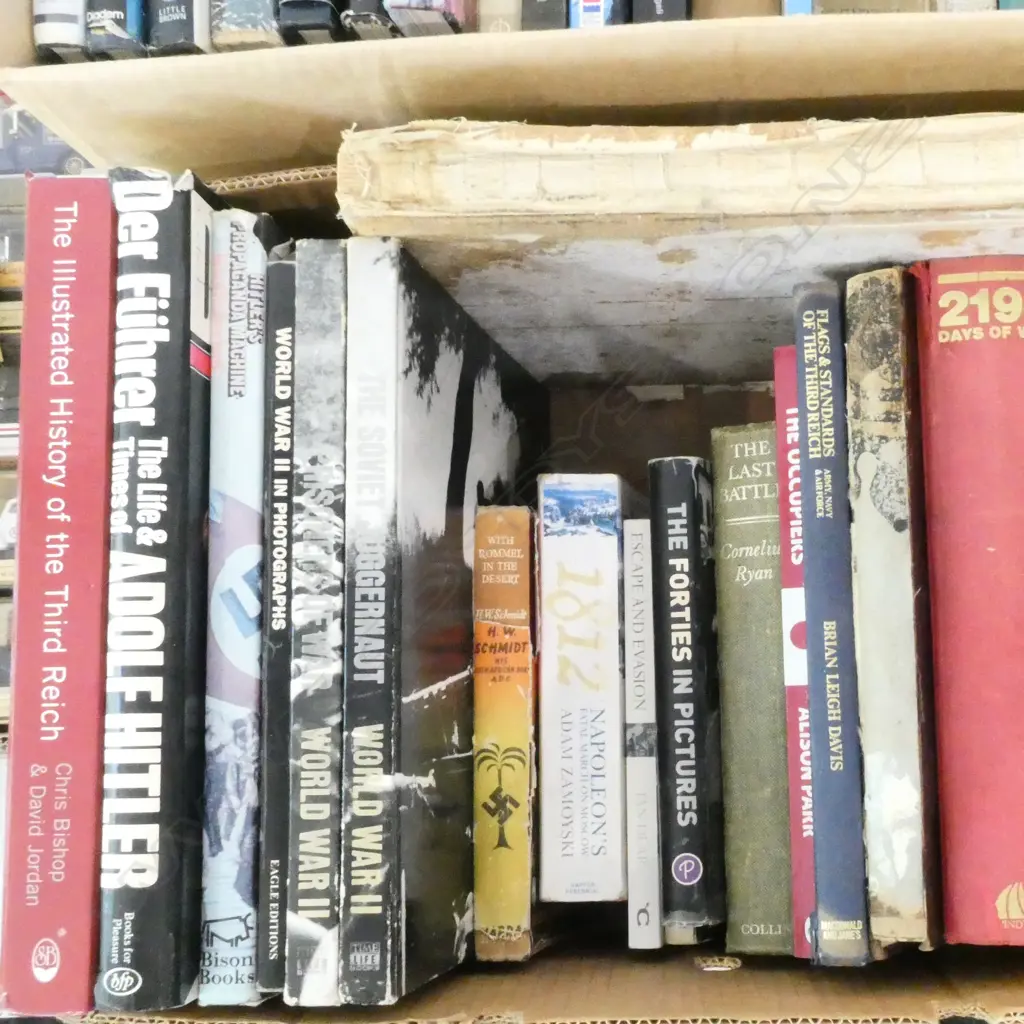 BOX LOT: BOOKS ON WORLD WAR II  Image 1++