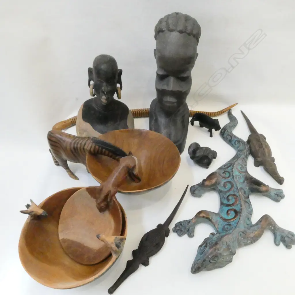 AFRICAN WOODEN BOWLS, BUSTS & ANIMALS ETC Image 1++