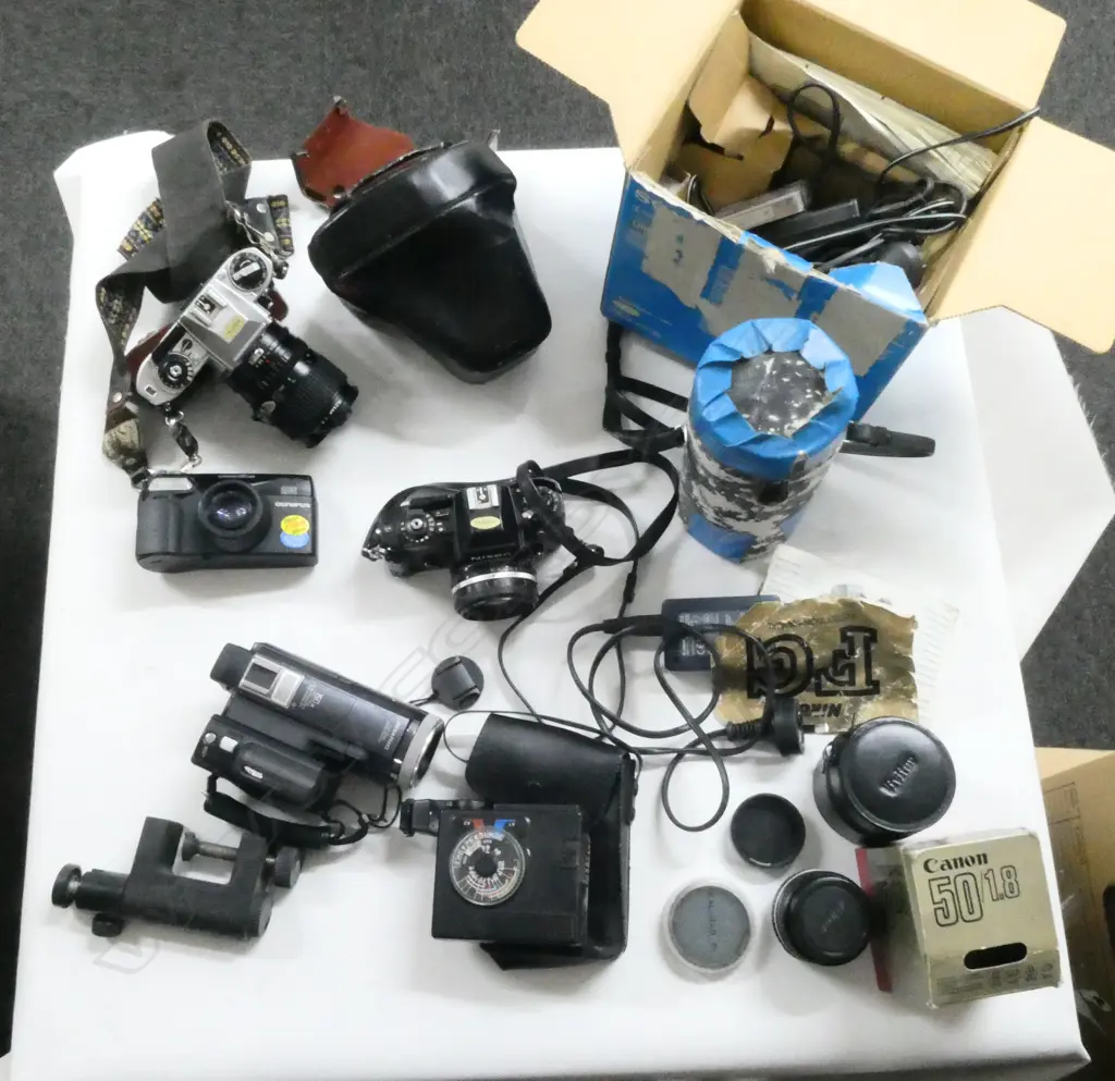 ASST. PHOTOGRAPHY EQUIPTMENT Image 1++