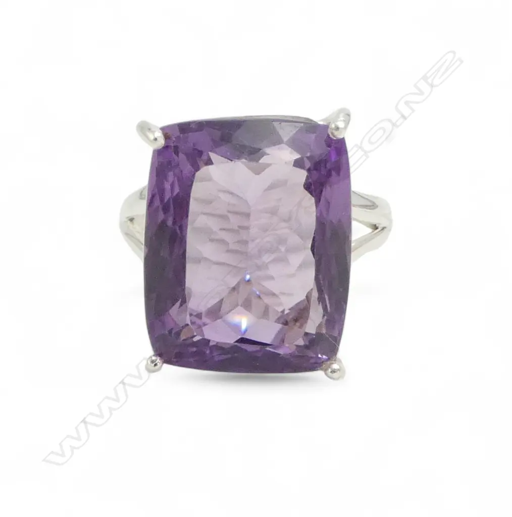 SILVER CUSHION CUT AMETHYST RING SIZE Q Image 1++