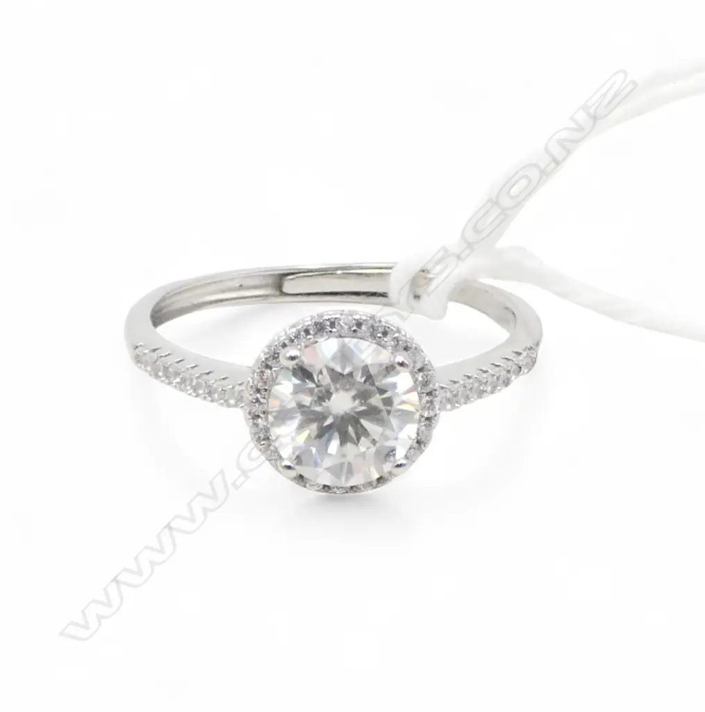 SILVER & MOISSANITE RING, 1ct, adjustable size, GRA report  Image 1++