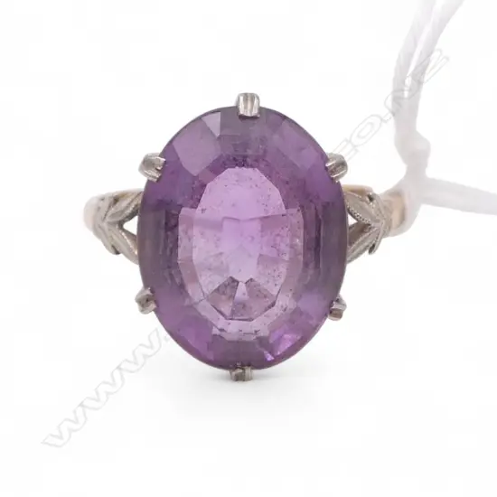 9ct GOLD & LGE AMETHYST RETRO RING 5.8gms SIZE U