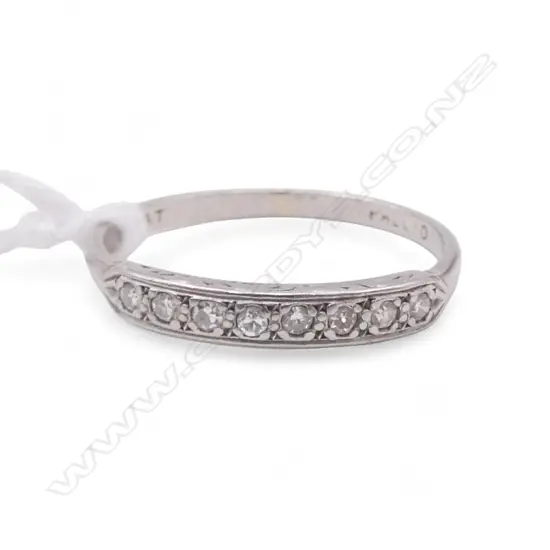 PLATINUM & 8 SMALL SINGLE CUT DIAMOND BAND RING 1.6gms size P