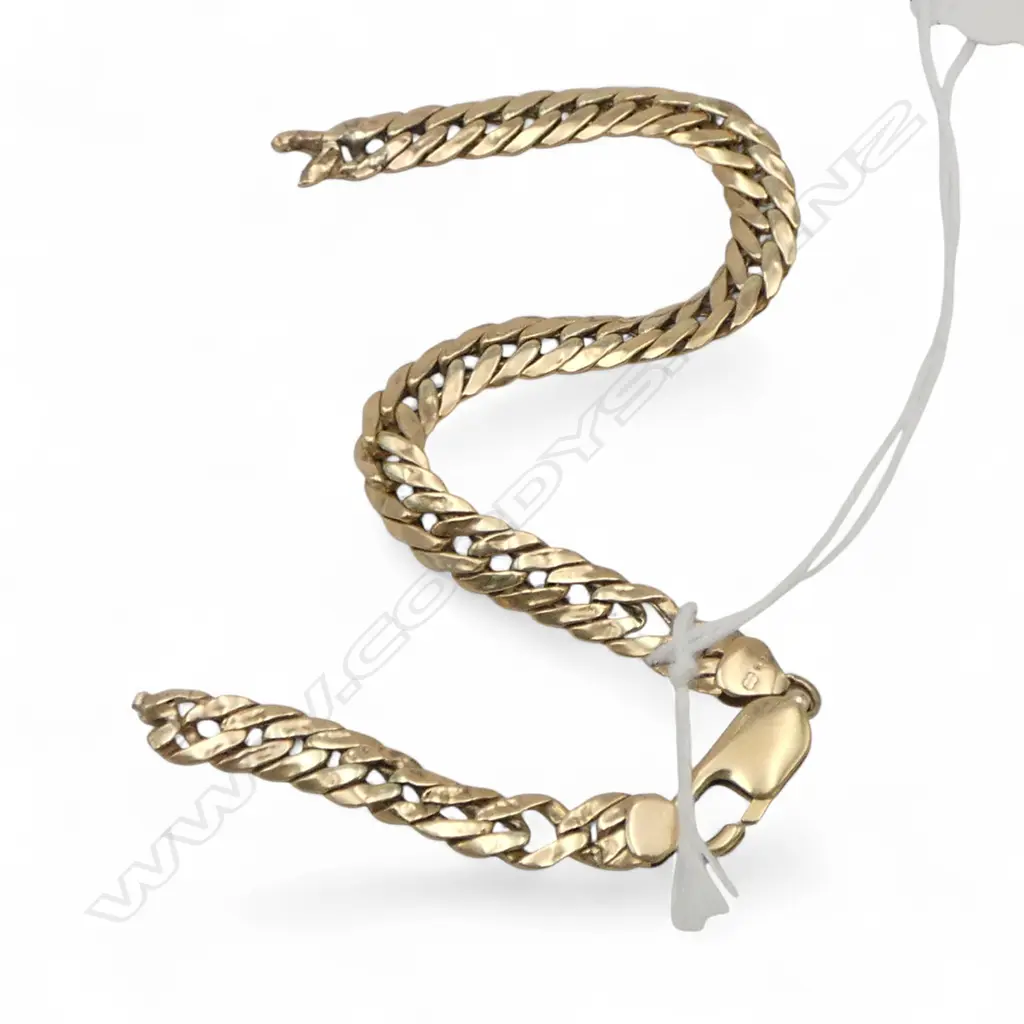 9ct GOLD CHAIN 7.19gms faults Image 1++