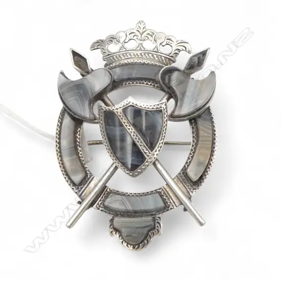 ANTIQUE SCOTTISH SHIELD FORM SILVER & AGATE BROOCH