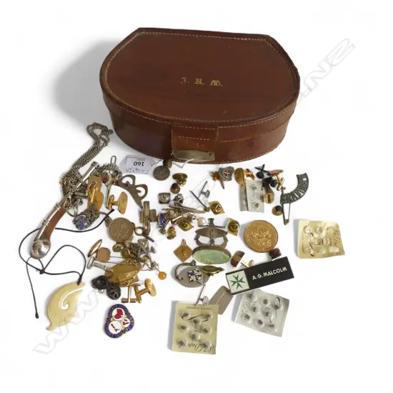 ASST. BADGES & CUFFLINKS ETC IN LEATHER CASE W.210mm