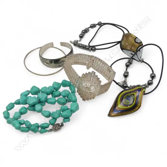 Asst. jewellery: some silver + turquoise necklace & others + bracelets etc