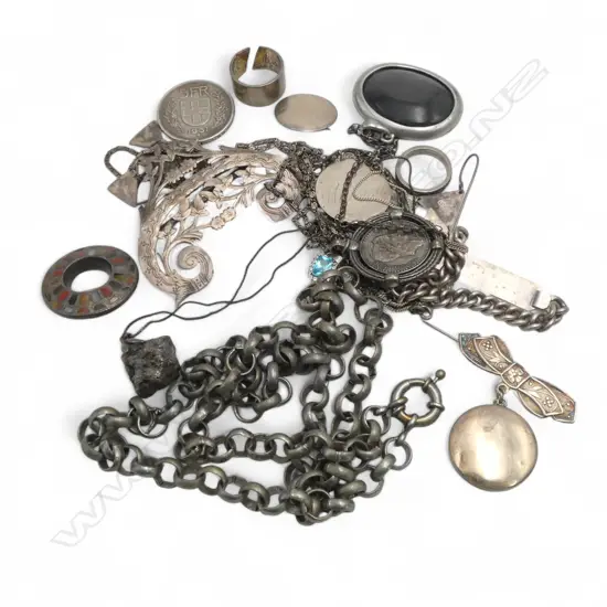 ASST. OLD SILVER & SILVER PLATE JEWELLERY ETC. 250gms total but not all silver