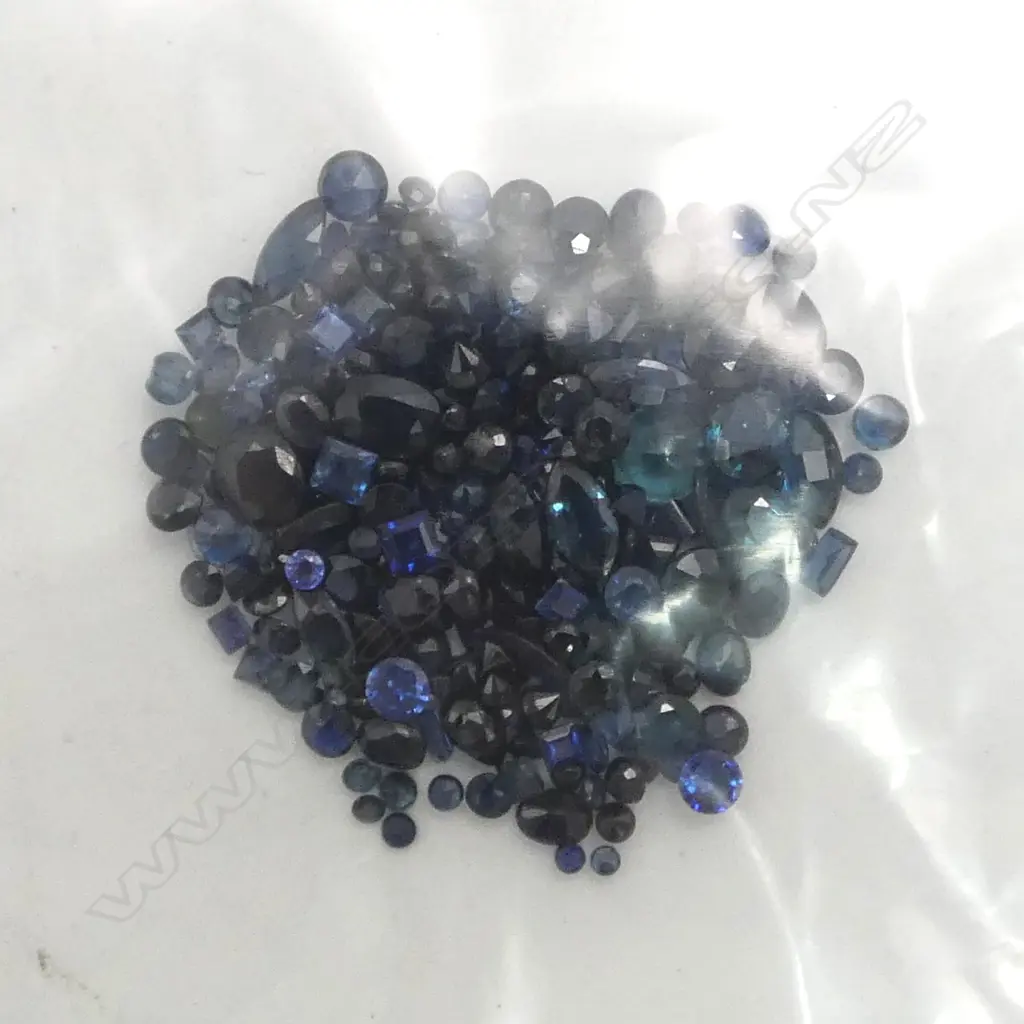 BAG OF LOOSE SAPPHIRES ex. manufacturing jeweller 23.8cts Image 1++