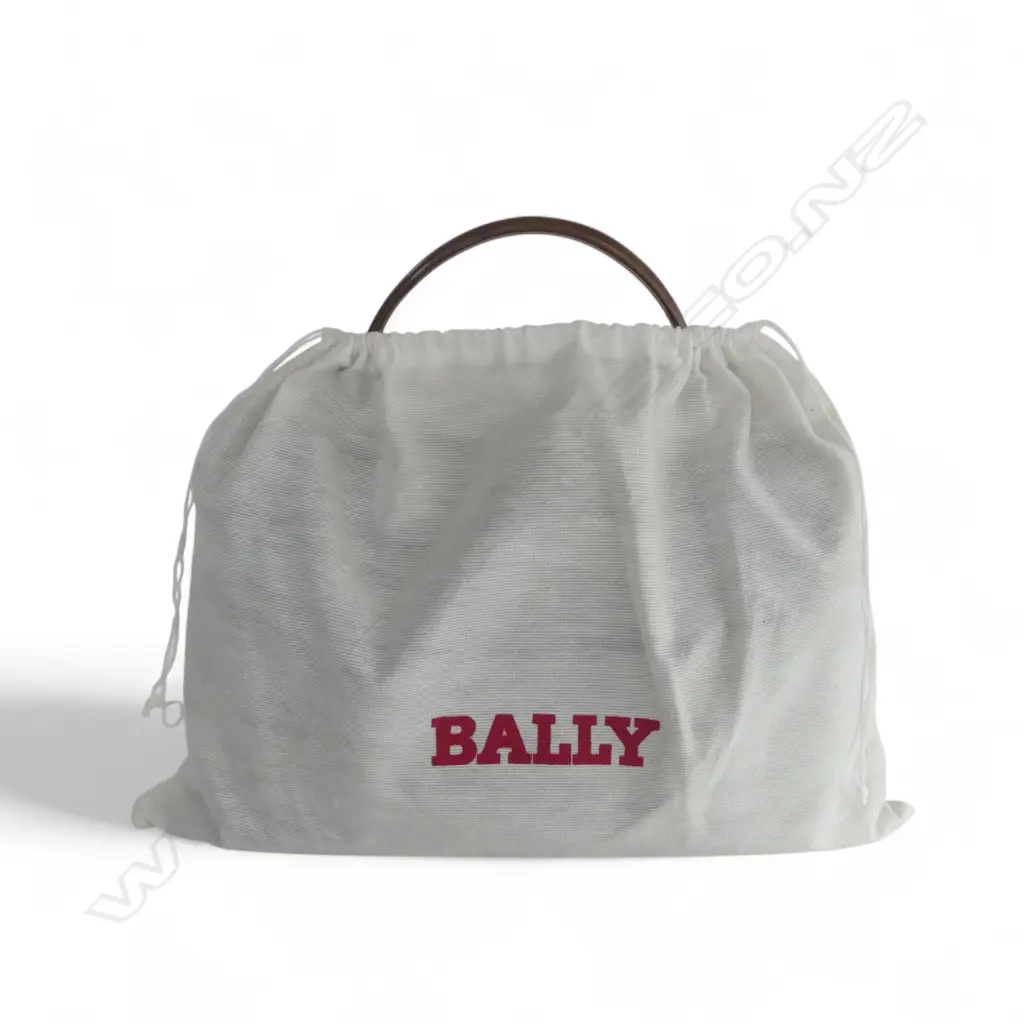 BALLY WOVEN LEATHER HANDBAG, INTERIOR SHOWING WEAR 210x300mm + DUST COVER Image 1++
