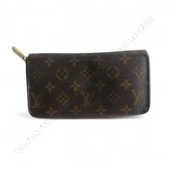 LOUIS VUITTON  ZIPPY WALLET W.200mm BOXED