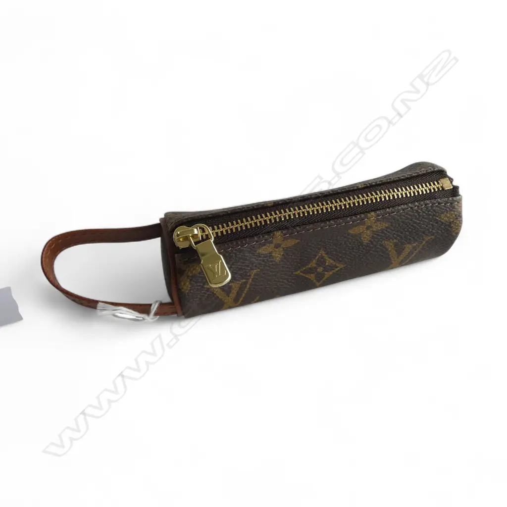LOUIS VUITTON MONOGRAM ETUI 3 GOLF BALL CASE, unused condition Image 1++