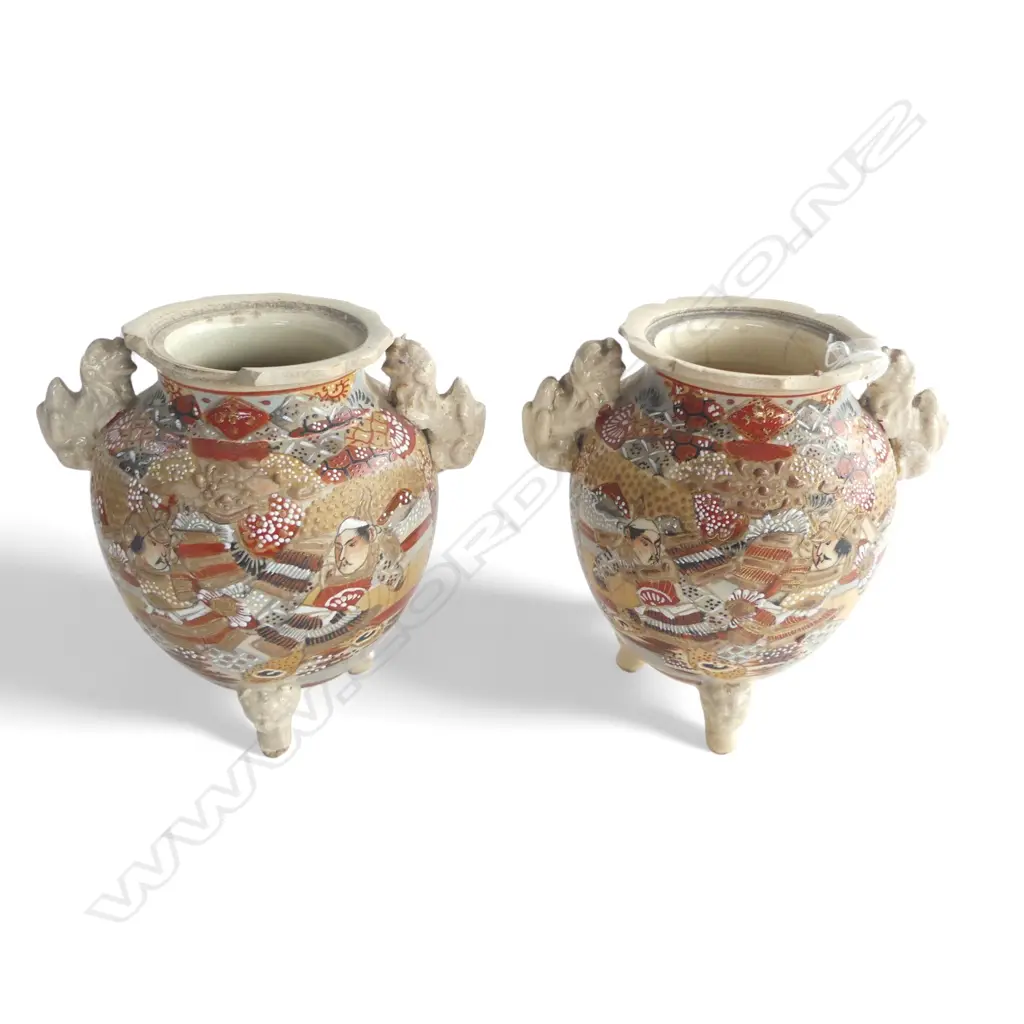 PR SATSUMA VASES w FOO DOG HANDLES, H.160mm, both damaged Image 1++