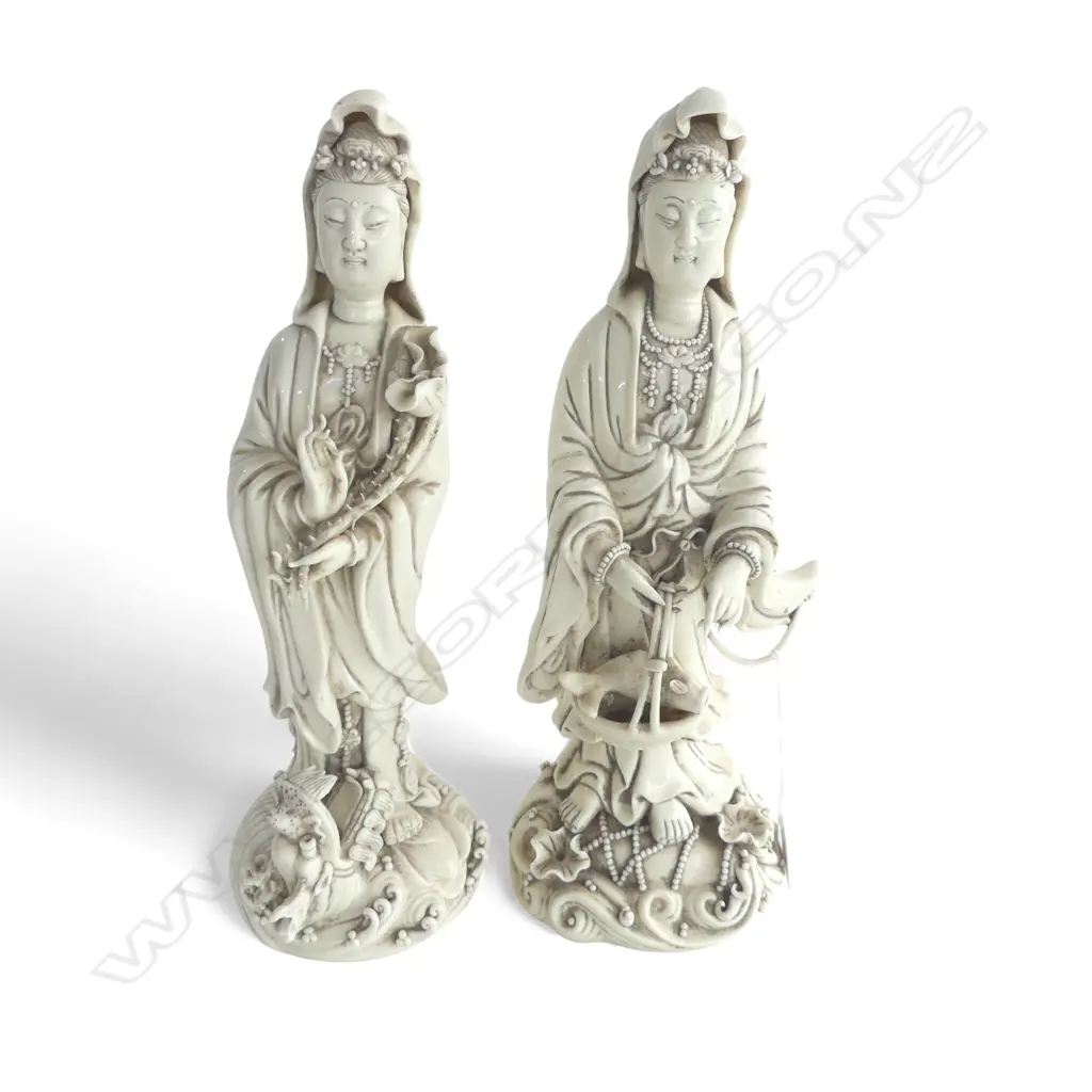 PR CHINESE DEHUA GUAYIN FIGURES H.345mm Image 1++