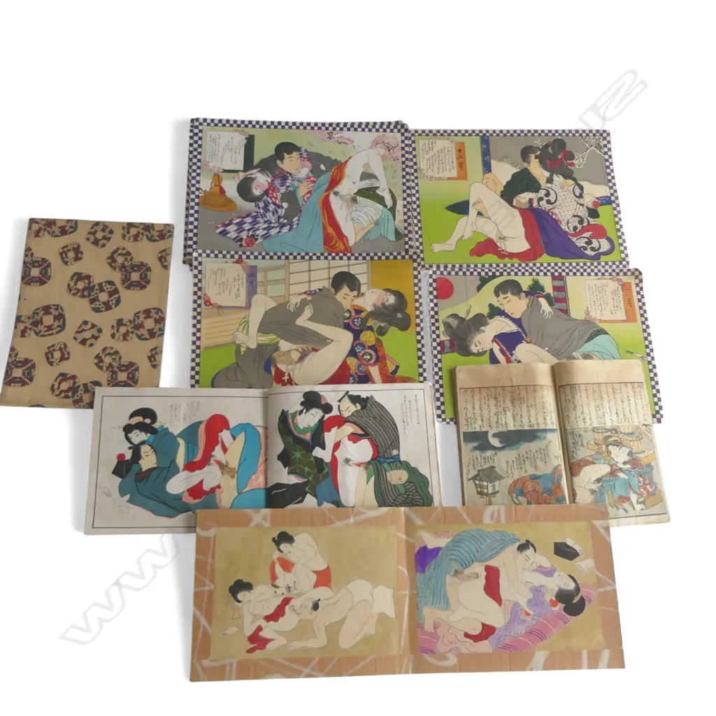 COLLECTION OF JAPANESE SHUNGA; Loose & booklets 185x255mm Image 1++