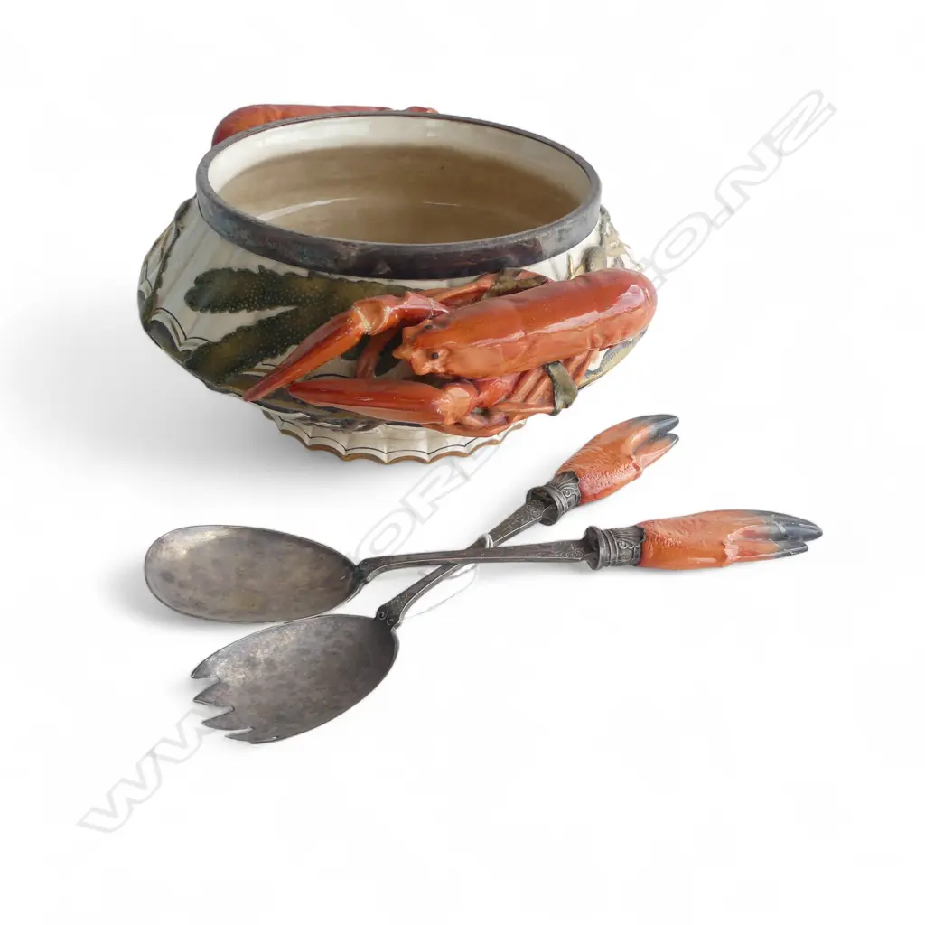 VINTAGE LOBSTER BOWL 250mm dia + PR SERVERS, FAULTS Image 1++