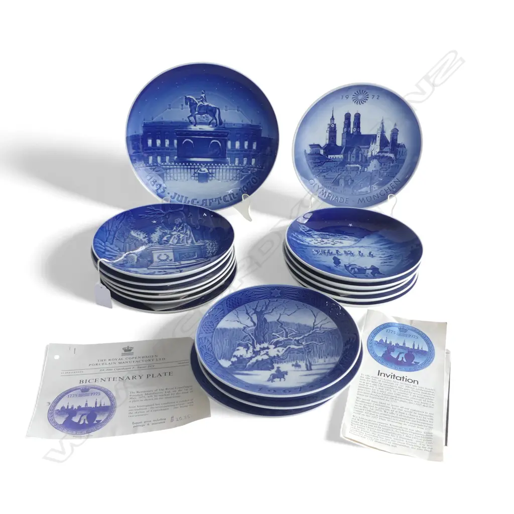 ASST DANISH PLATES 205mm dia Image 1++