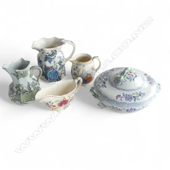 3 MASONS JUGS + GRAVY BOAT & SPODE 'TUDOR' TUREEN (FAULTS)