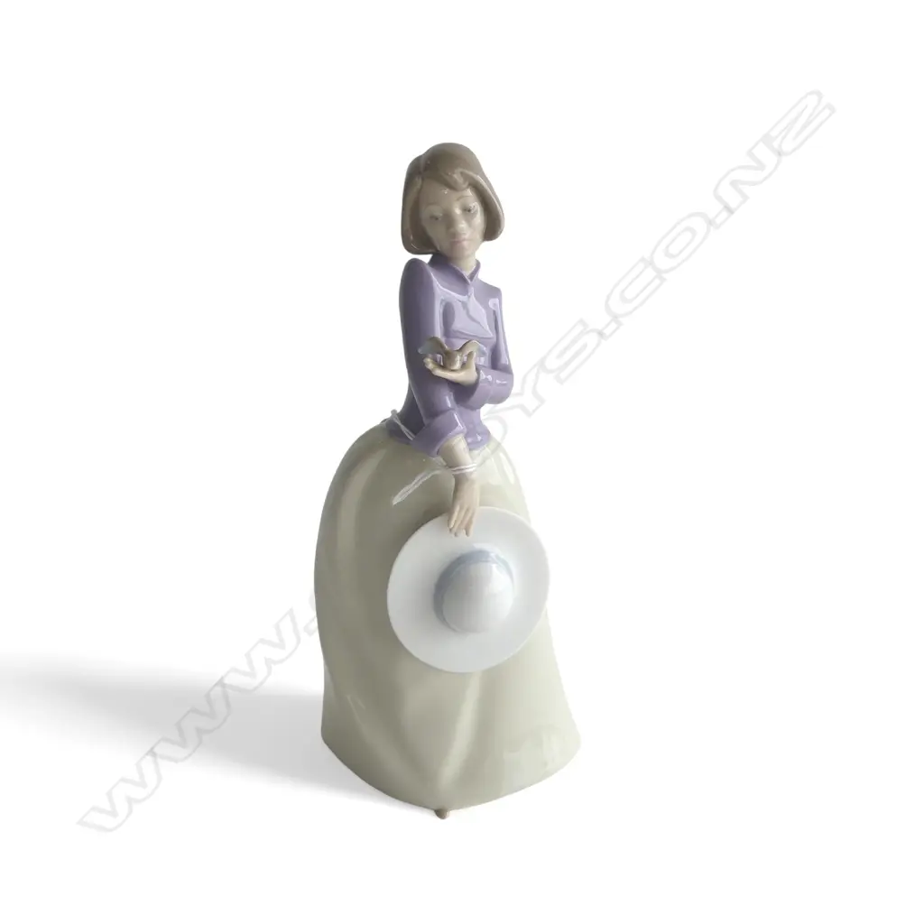 NAO FIGURINE #1303 'FIRST FLIGHT' H.265mm Image 1++