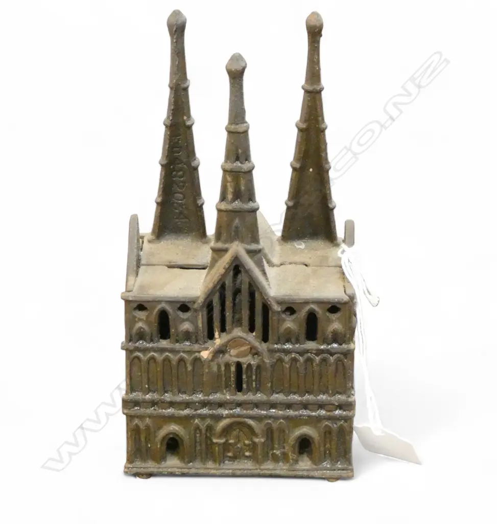 CHURCH SPIRE MONEY BANK Image 1++