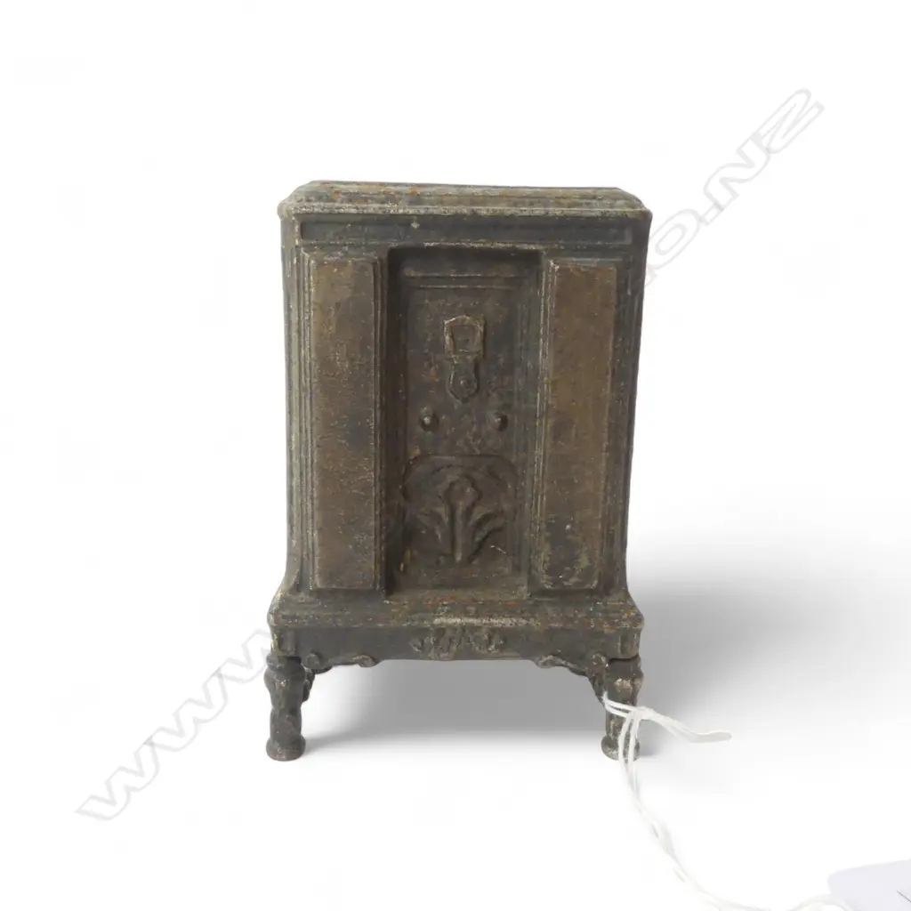 RADIO GRAM MONEY BANK Image 1++