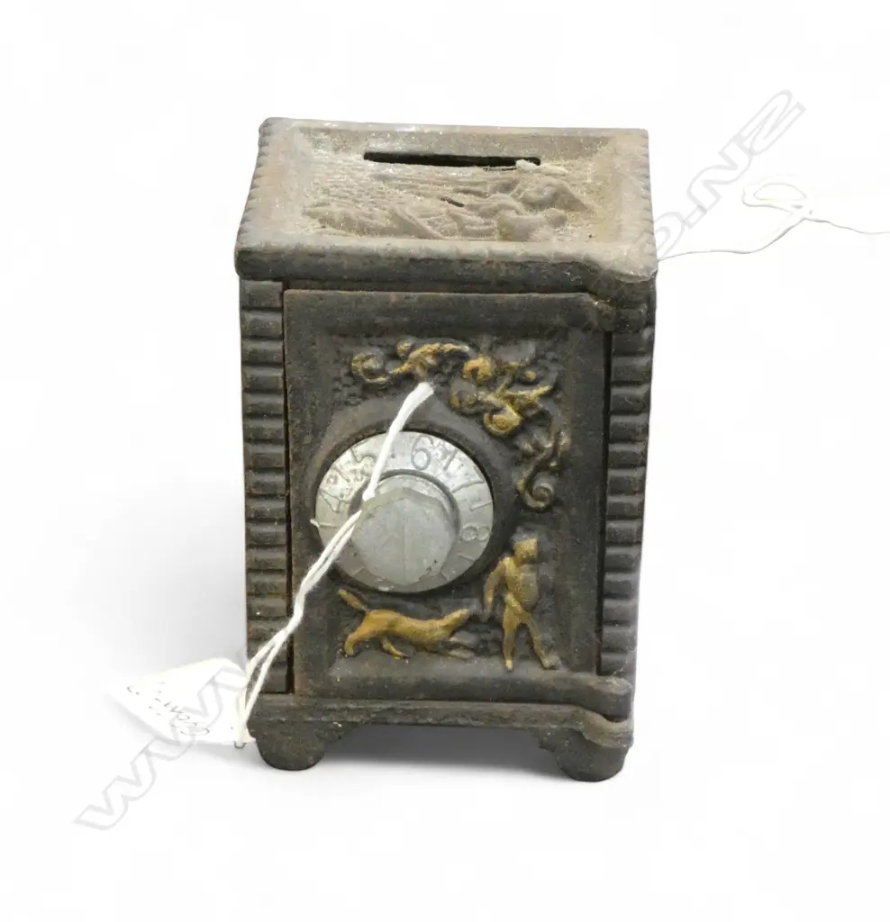 SAFE MONEY BANK Image 1++
