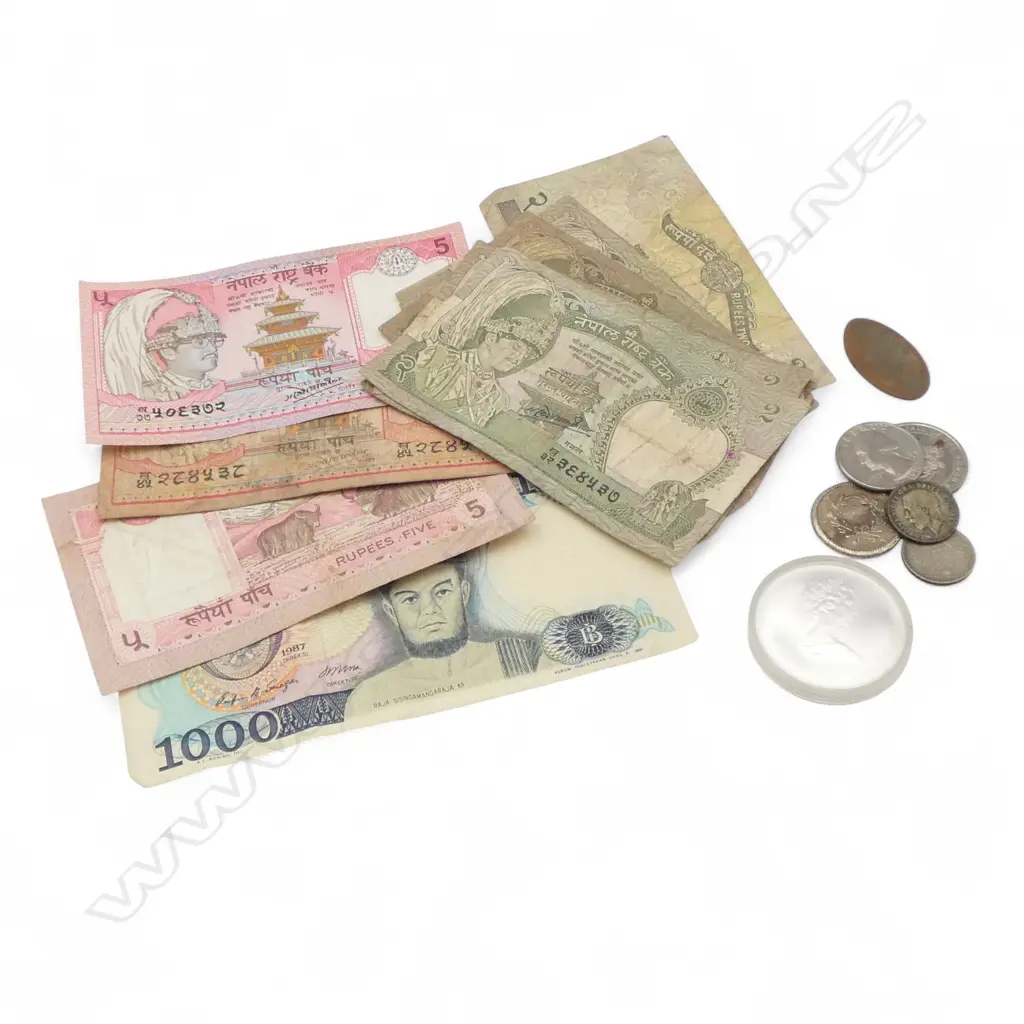 OLD FOREIGN BANKNOTES & COINS Image 1++