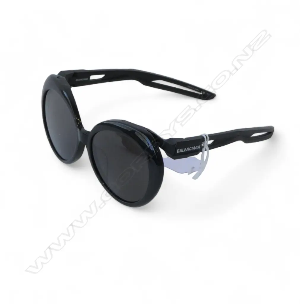 PR BALENCIAGA SUNGLASSES, CASED Image 1++