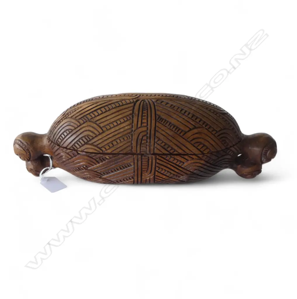 CARVED WOODEN WAKA HUIA (MODERN w. FAULTS) L.340mm Image 1++