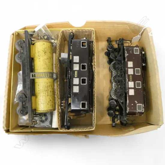 O GAUGE SAKAI ELECTRIC ENGINE CARRIAGE & PARTS