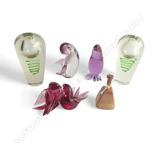 6 PCES ART GLASS; PR VASES H.150mm, 3 PINK MURANO BIRDS, PERFUME BOTTLE