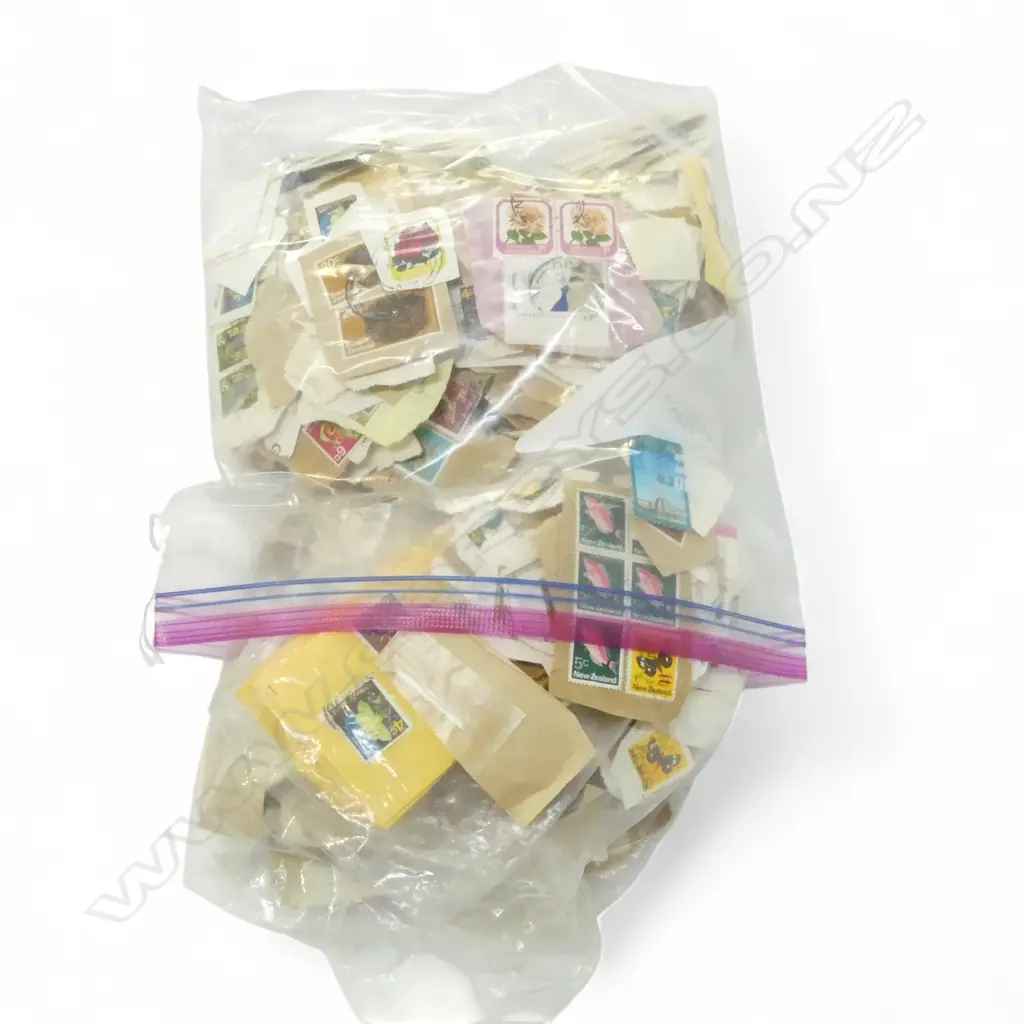 ASST. LOOSE STAMPS Image 1++