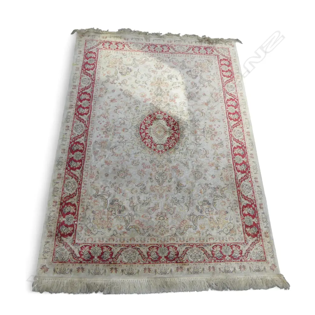 MACHINED SILK STYLE RUG 1700x1200mm Image 1++