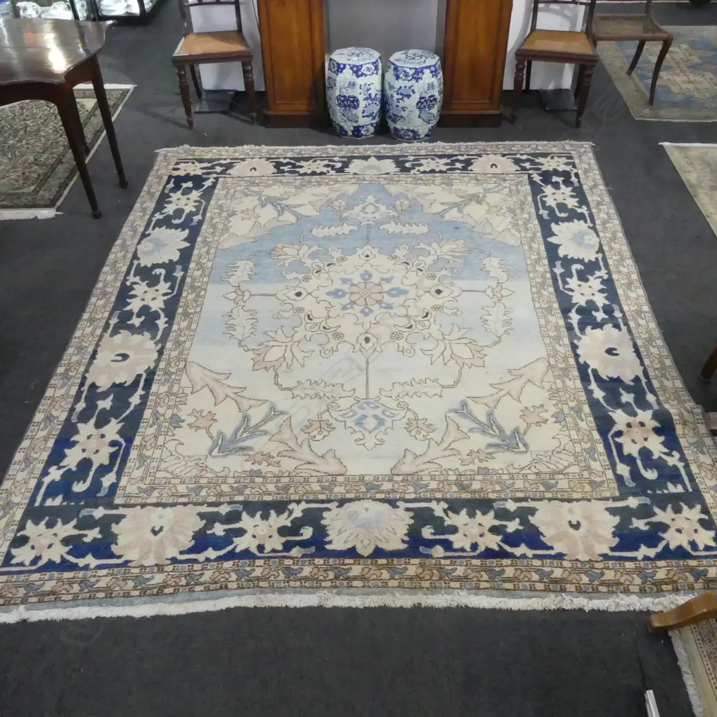 LG TURKISH HAND KNOTTED WOOL PILE CARPET 2800x2400mm Image 1++