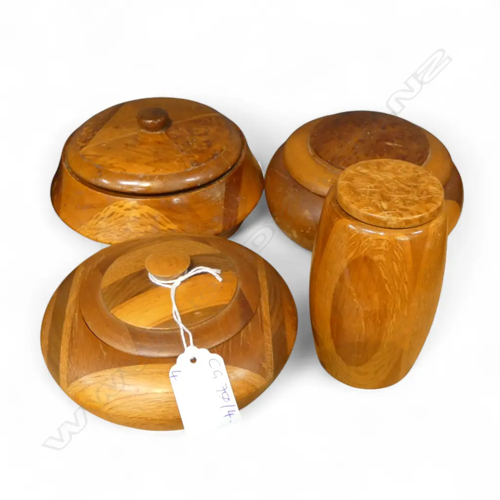 4 NZ TIMBERS LIDDED CONTAINERS H.150mm Image 1++