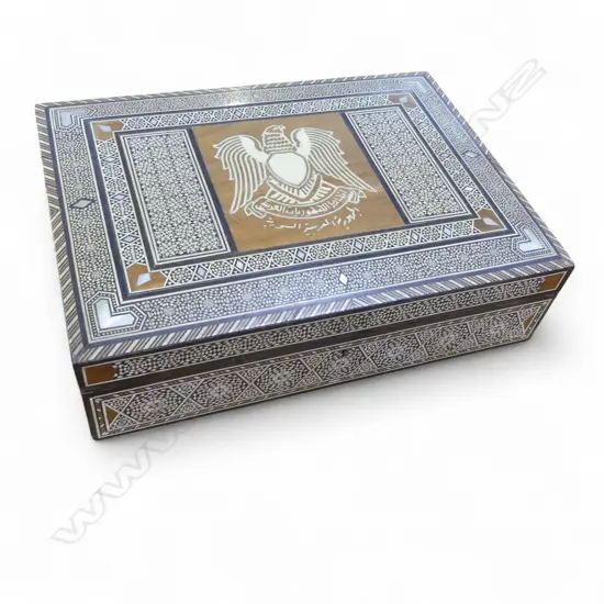 BONE & MOP INLAID MIDDLE EASTERN BOX 350x255x95mm