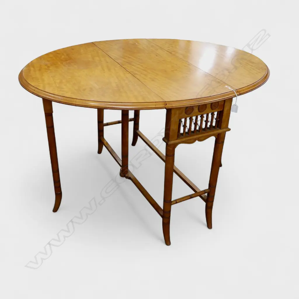 **RTV**  EDWARDIAN SATINWOOD DROP-SIDE GATE-LEG SUPPER TABLE 950x330x760mm Image 1++