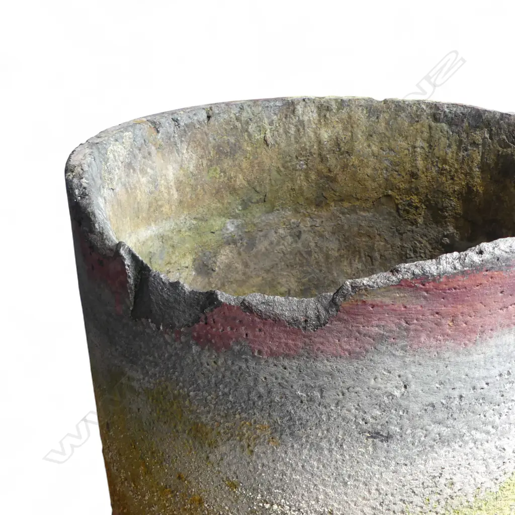 VERY LARGE VINTAGE CRUCIBLE with natural coloured exterior H.1120mm. Dia.600mm. Some faults. Image 1++