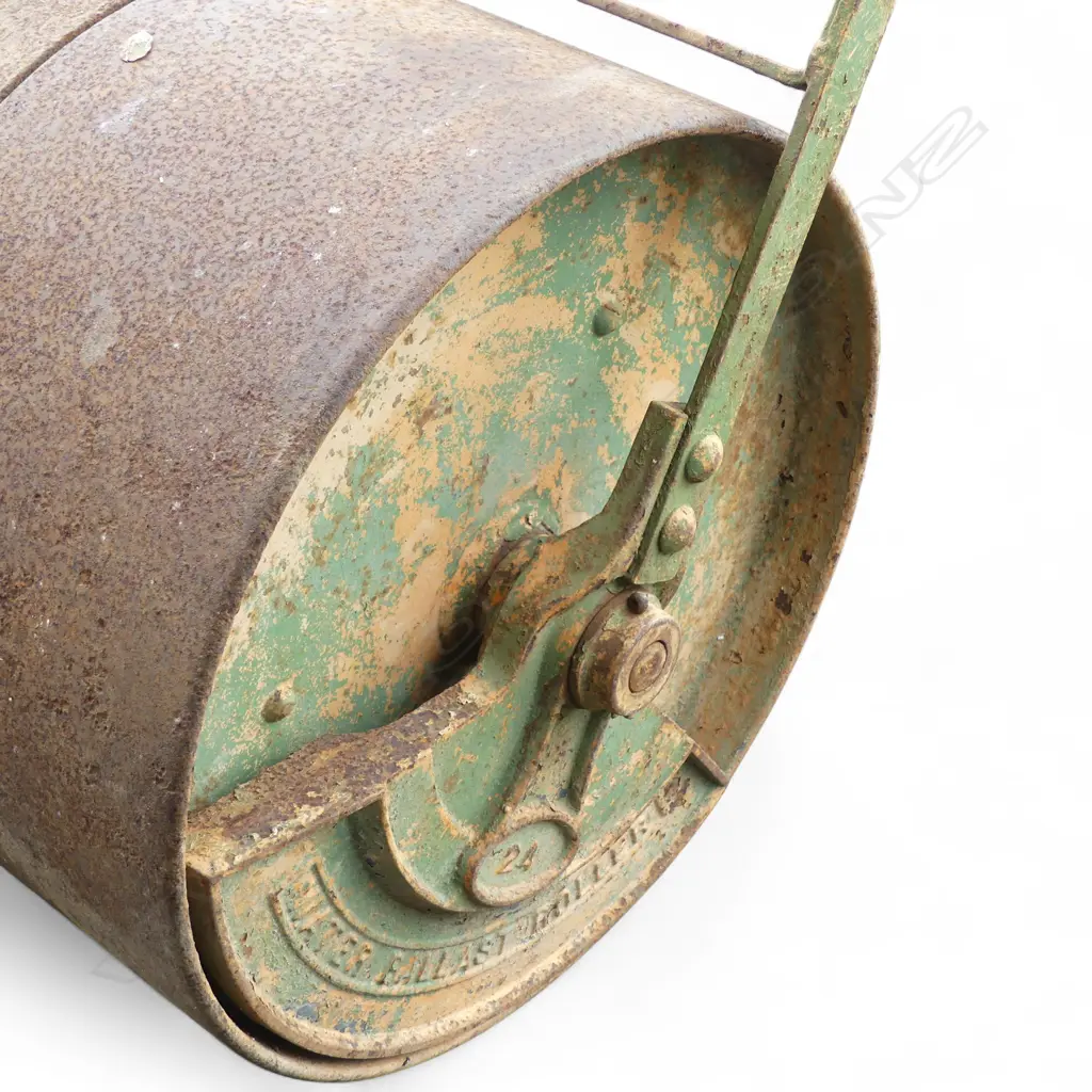 OLD JOHN BURNS & Co. Auckland & ChCh 'Water Ballast Roller'. Named to handle. Roller Dia.610mm Image 1++