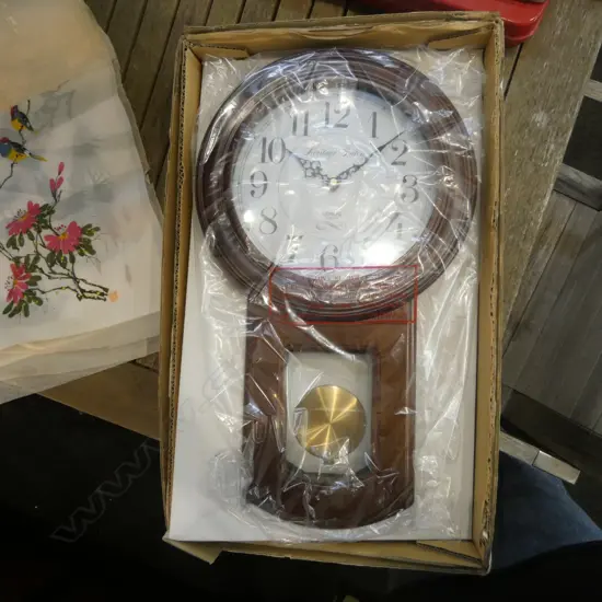 LORUS QUARTZ 'HERITAGE GALLERY' WALL CLOCK H.520mm, BOXED