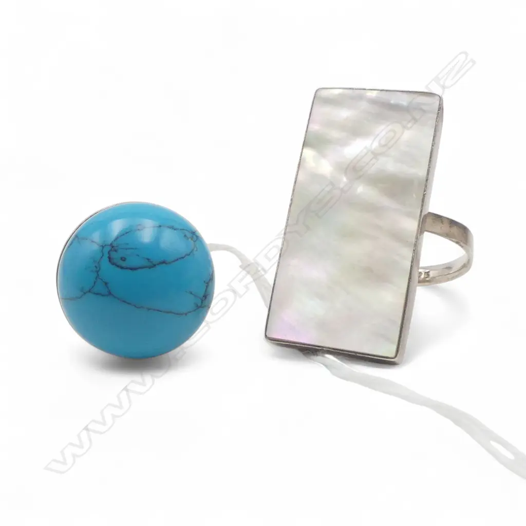 2 925 SILVER RINGS FAUX TURQUOISE & MoP 18.3gms SIZE P & AJUSTABLE Image 1++