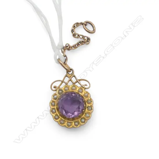 LATE VICTORIAN 9ct GOLD AMETHYST & SEED PEARL SMALL PENDANT 2.1gms