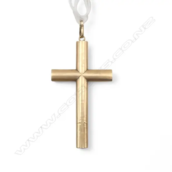 9ct GOLD CROSS PENDANT 1.8gms tiny crease