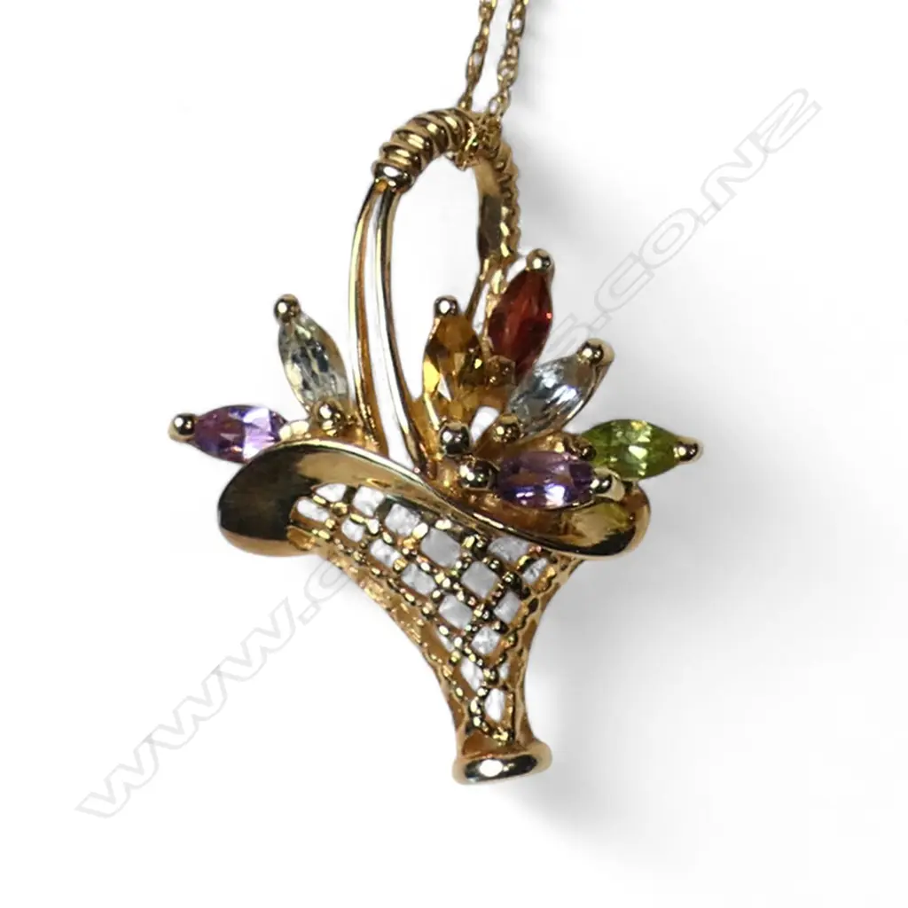 10ct gold gem set basket pendant on chain 2.4gms boxed Image 1++