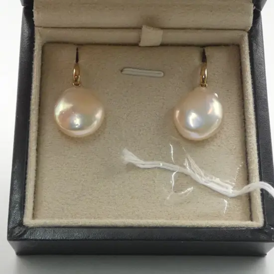 PR 9ct FRENCH HOOK 'COIN' FRESHWATER PEARL EARRINGS, 16-18mm, high lustre pink hue, 8.34gm, 2025 valuation