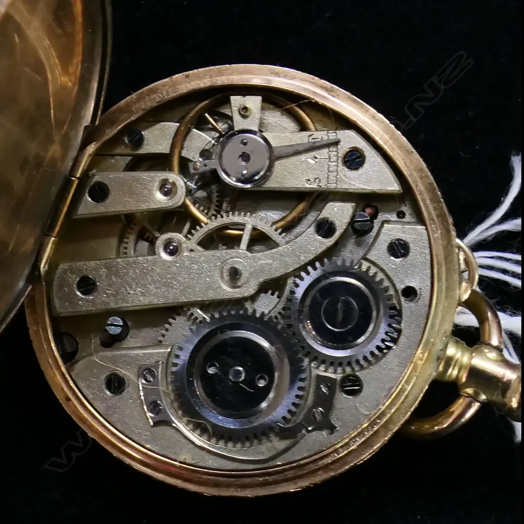 14CT GOLD LADIES POCKET WATCH 33.82gms including movement  (faulted) Image 1++