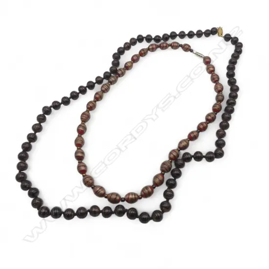 2 VENETIAN MURANO NECKLACES, GOLDEN HI-LIGHTS, L.800 & 520mm handknotted w nice clasp